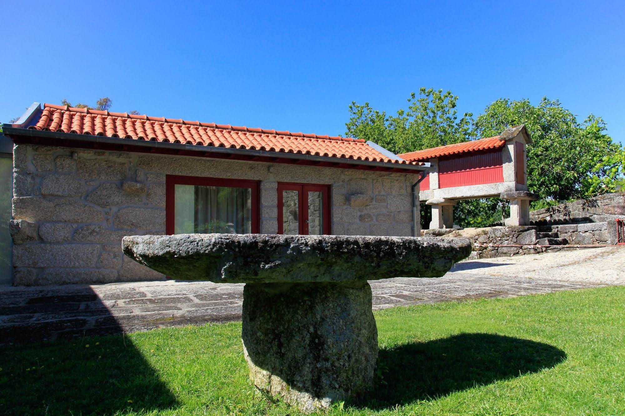 Aldeia Turistica De Louredo Pensionat Vieira do Minho Exteriör bild